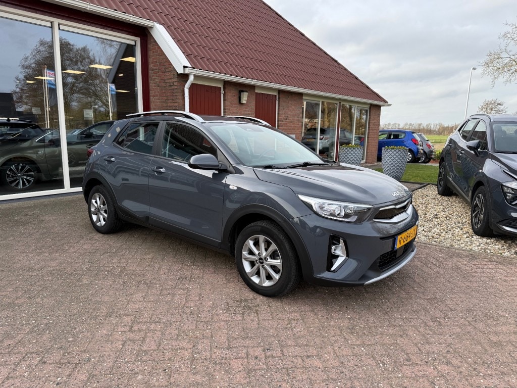 Kia Stonic 1.0 T-GDI MHEV DYNAMIC LINE Orig. NL/Camera/Trekhaak/Cruise Control/Navigatie