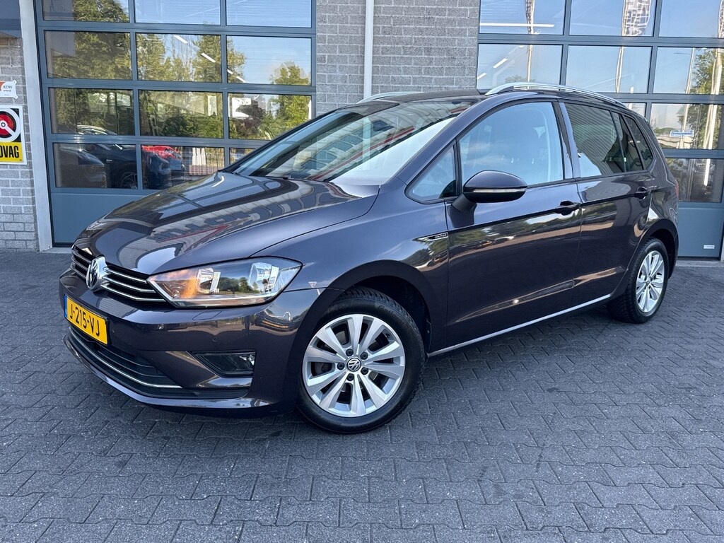 Volkswagen Golf Sportsvan 1.2 TSI Business Edition | STOELVERWARMING | ELEK TREKHAAK |