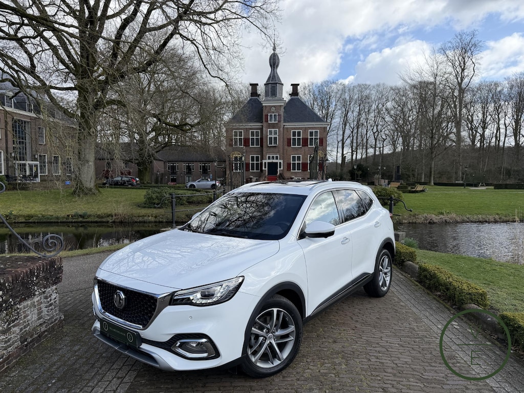 MG EHS 1.5 TGDI Luxury PHEV | Pano | Leder | 360 Camera |