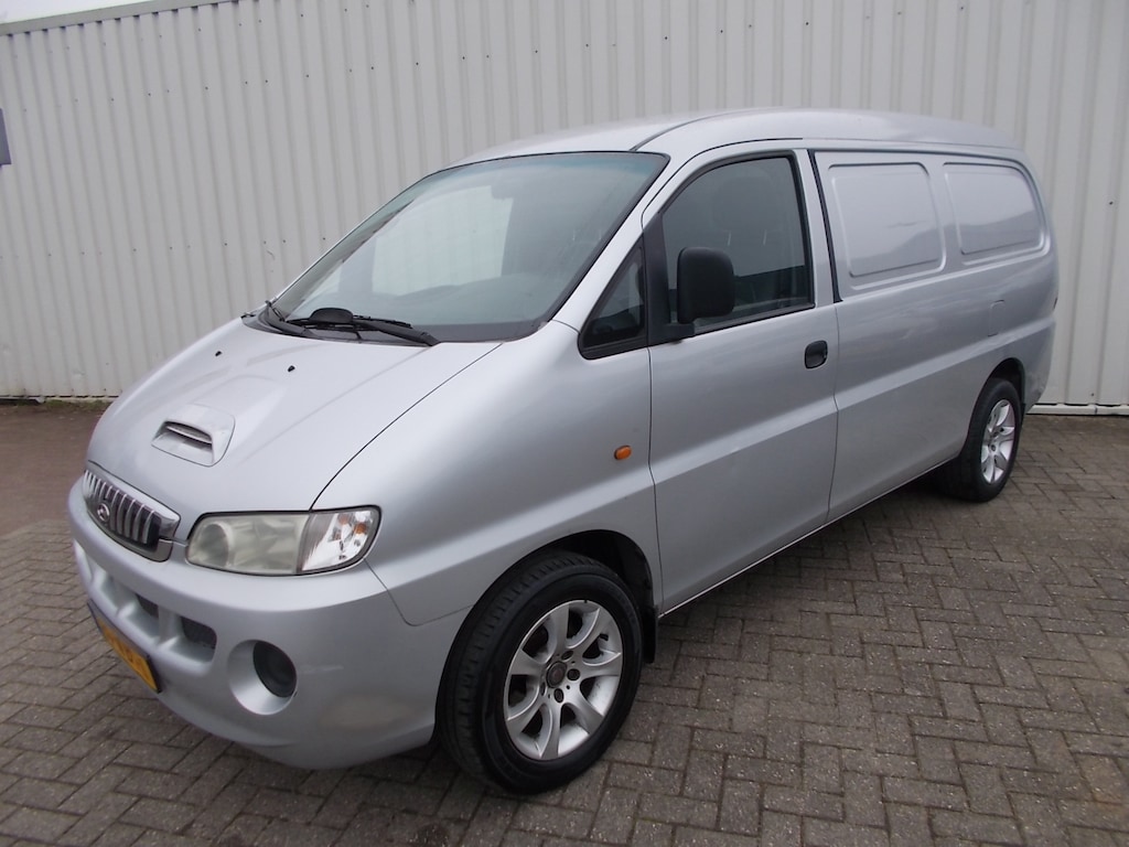 Hyundai H200 2.5 TCI lang