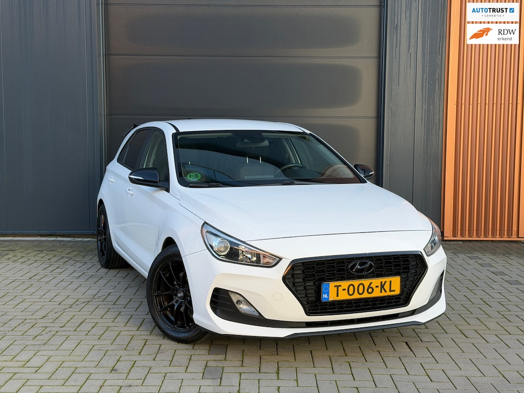 Hyundai i30 1.4 i-Drive | Akrapovic | nette & sportieve auto