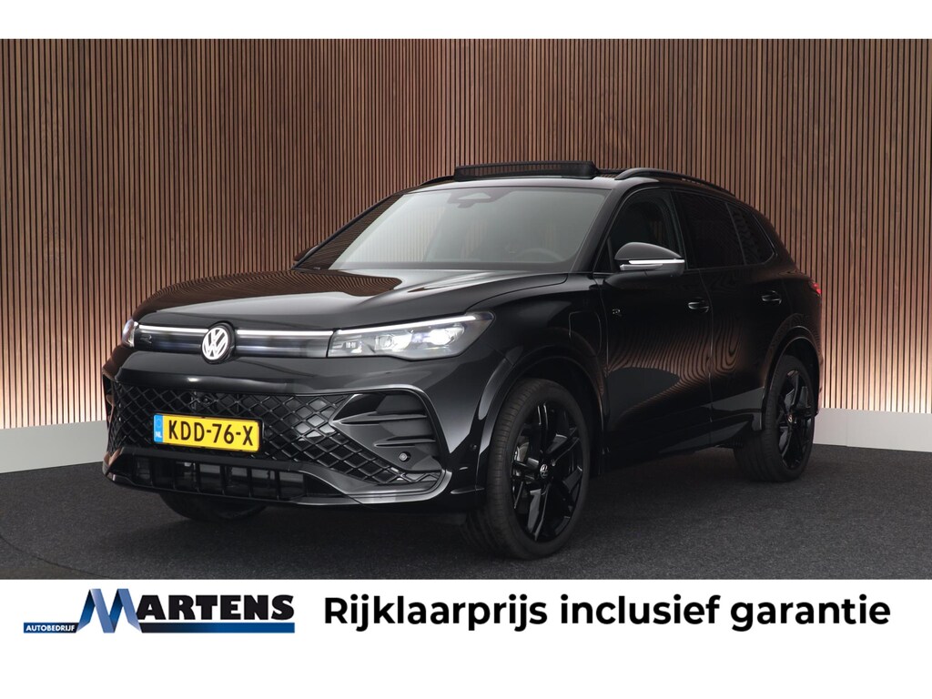 Volkswagen Tiguan 1.5 272pk eHybrid R-Line Edition Black Style Trekhaak 360Camera Keyless Massage Virtual Cockpit Panoramadak Navigatie