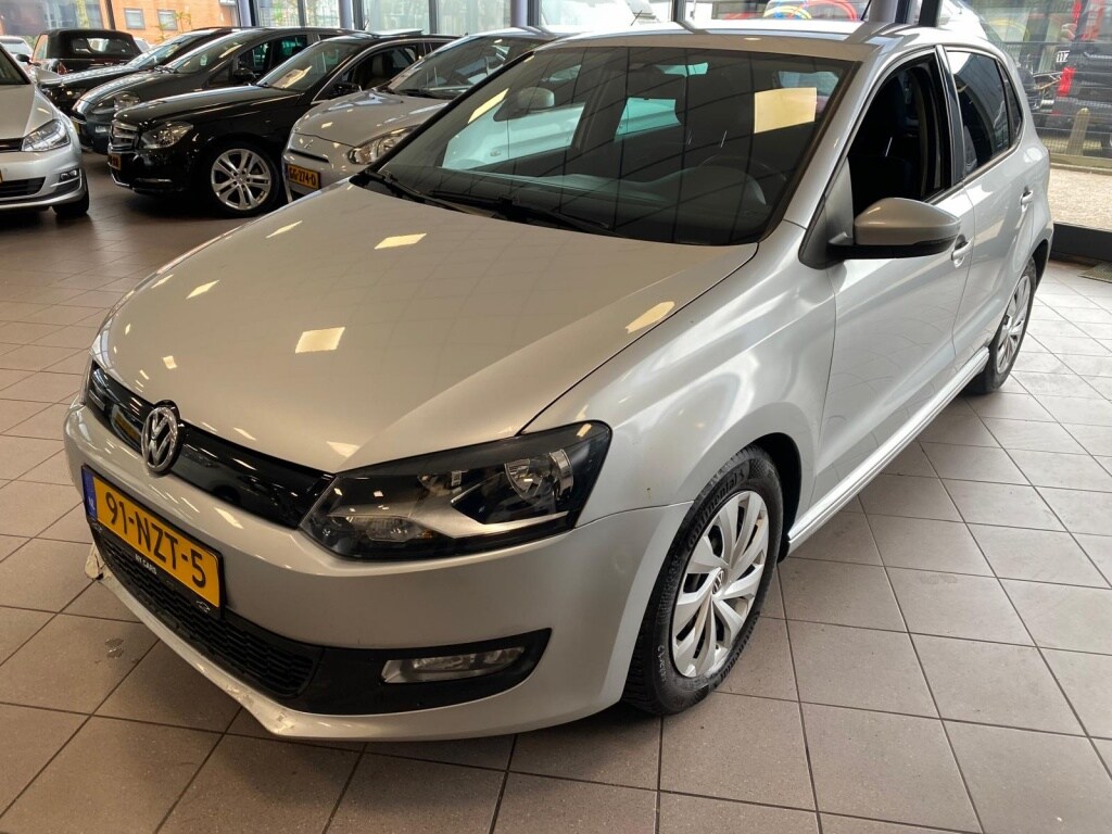 Volkswagen Polo 1.2 TDI Bl.M. Comfl. NW APK BJ 2011 !!