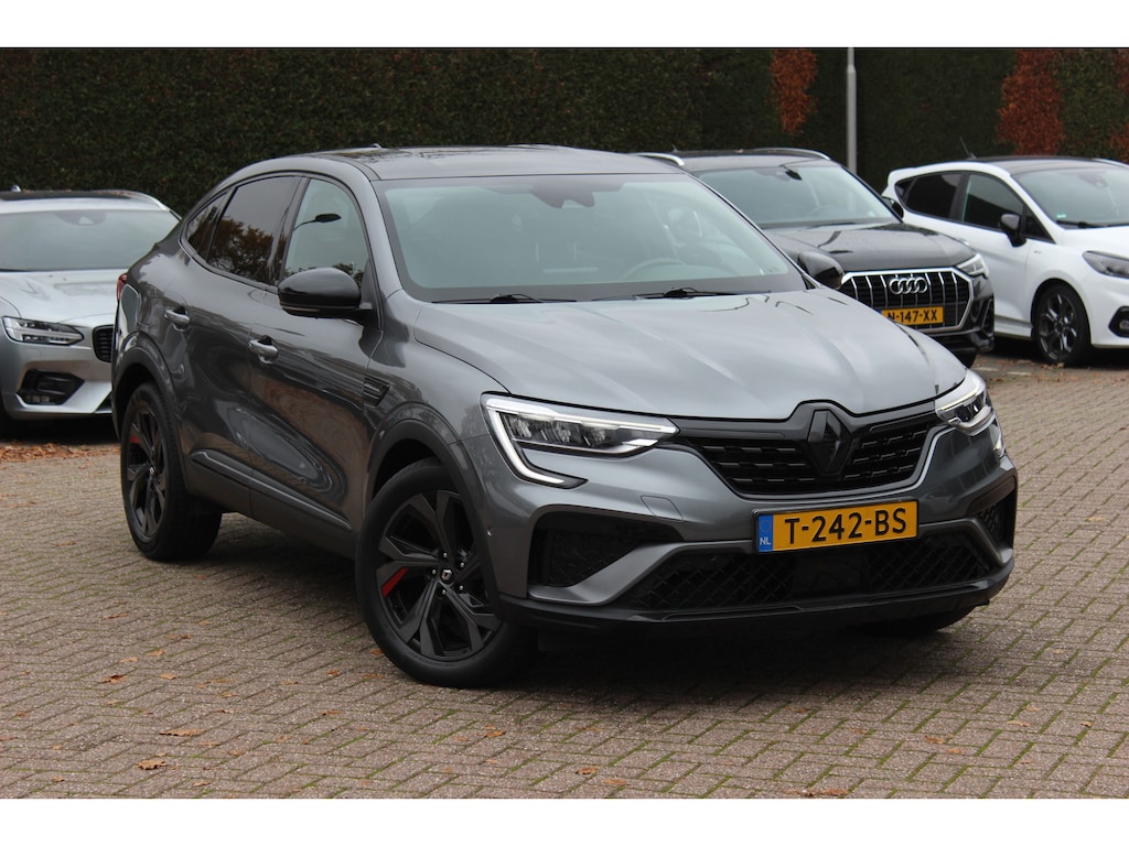 Renault Arkana 1.3 TCe 140 R.S. Line / Camera / Leder / 18'' / Bose / Keyless / Sfeerverlichting / Navigatie / Dodehoek / DAB / ACC / Stoelverwarming
