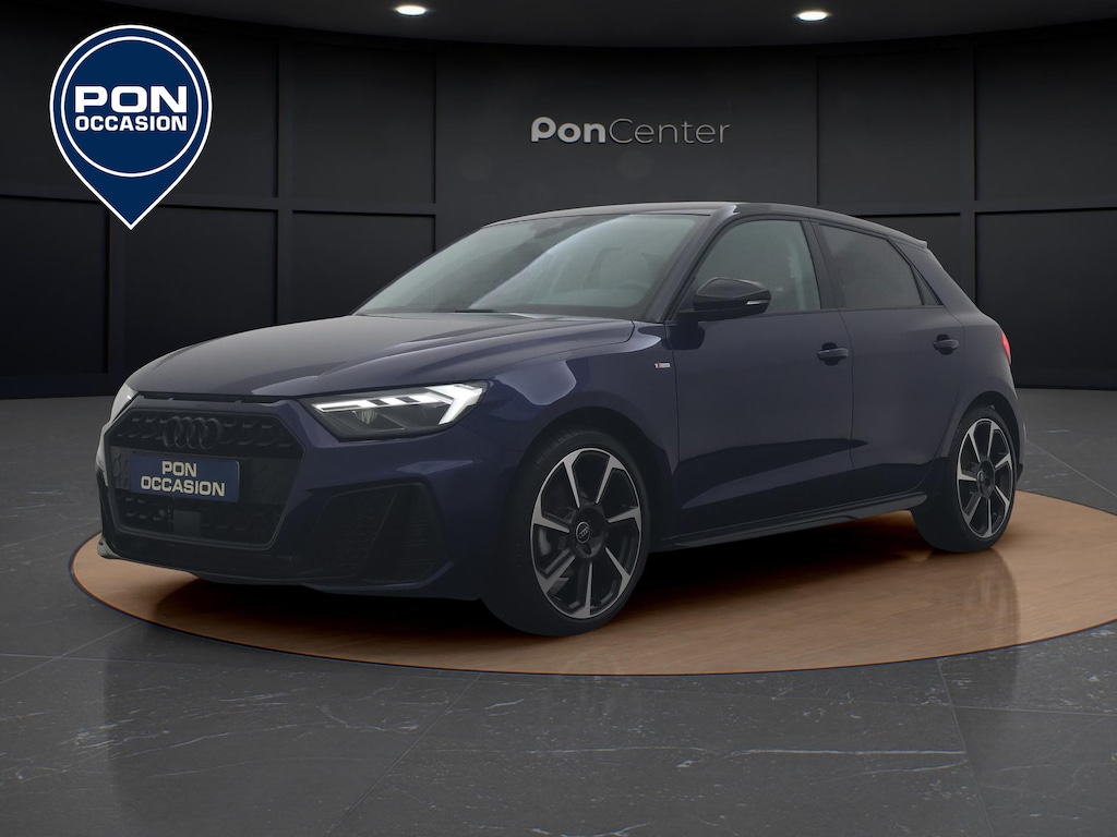 Audi A1 Sportback 30 TFSI 115 PK S-line | Optiek Zwart | Sportstoelen | 18" | Camera |