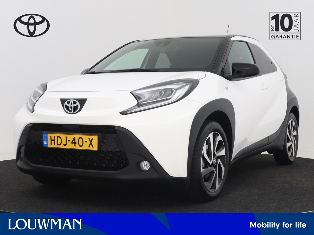 Toyota Aygo X 1.0 VVT-i MT Pulse | LED Verlichting | Climate control | Cruise control adaptive | Apple CarPlay/Android auto | Achteruitrijcamera |