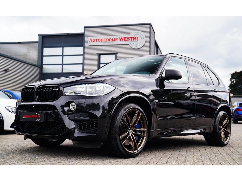 BMW X5 M | Carbon | ABC Sport uitlaat | 100% Dealer onderhouden | Origineel Nederlands | 360 cam | Head up Display | TV Achterin |