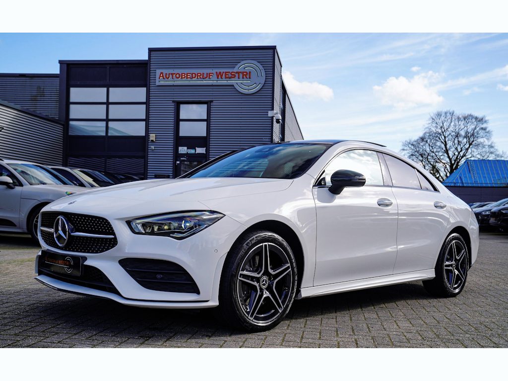 Mercedes-Benz CLA 250 e Business Solution AMG Limited | Panorama | Sfeerverlichting LED | Camera | Leder/Alcantara | Trekha