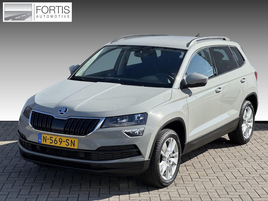 Skoda Karoq 1.5 TSI ACT Business Edition NL-AUTO | 150 PK| Trekhaak 1500kg