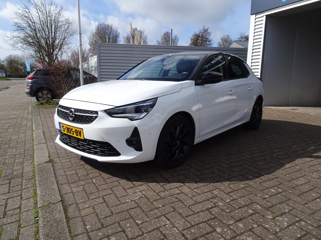 Opel Corsa 1.2 GS Line