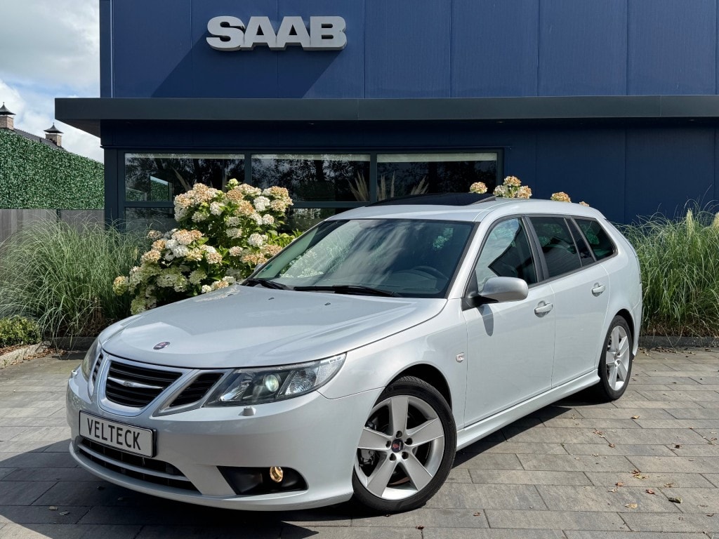 Saab 9-3 Estate 2.0t BioPower Hirsch 176dkm Schuifdak/Bose/Navi/Leer