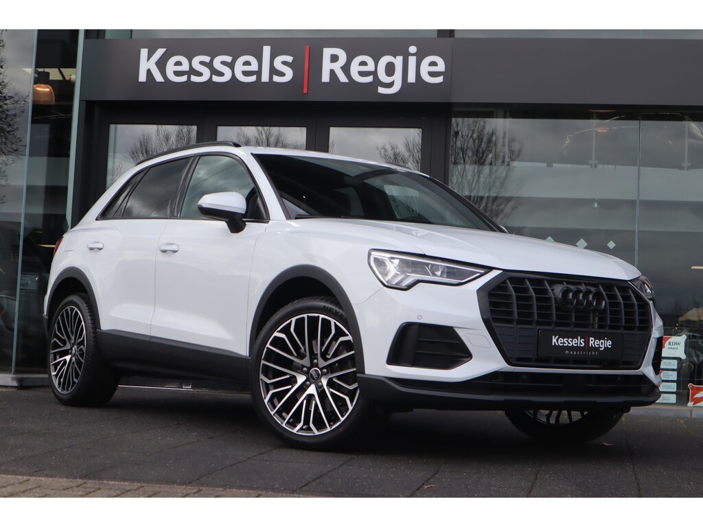 Audi Q3 45 TFSI e S-Line | Keyless | 20” | ACC | Camera | El.klep | Bliss | Stoelverwarming