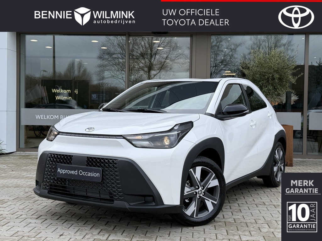 Toyota Aygo X Hybrid 115 play | LM Velgen | Stoelverwarming
