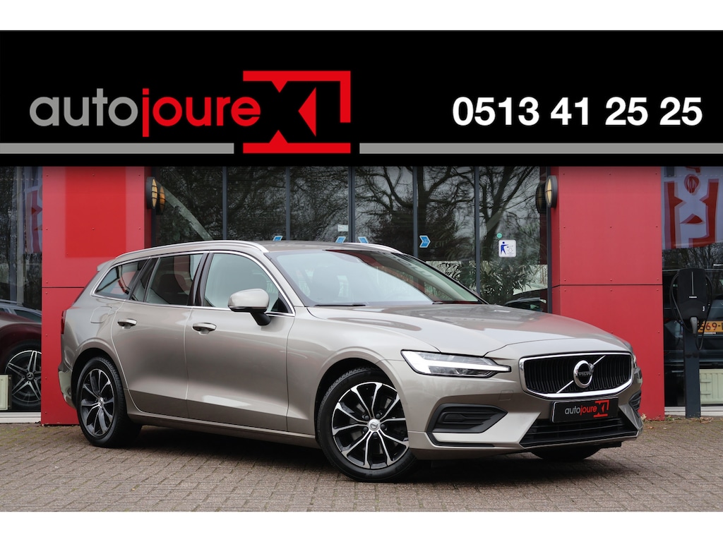 Volvo V60 2.0 D4 Momentum Pro | Origineel NL | Trekhaak | Polestar Engineered | Navigatie | Cruise Control |