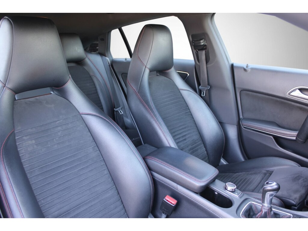 Mercedes-Benz CLA Shooting Brake 180 Ambition AMG LINE NAVI 18'' CARPLAY XENON
