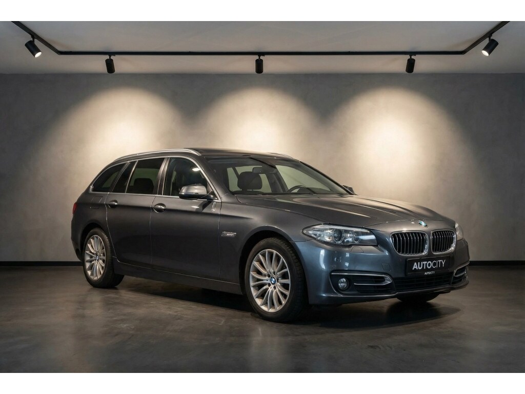 BMW 5-Serie touring 520i Luxury Edition l Pano l HUD l Memory l 360 Camera l VOL OPT