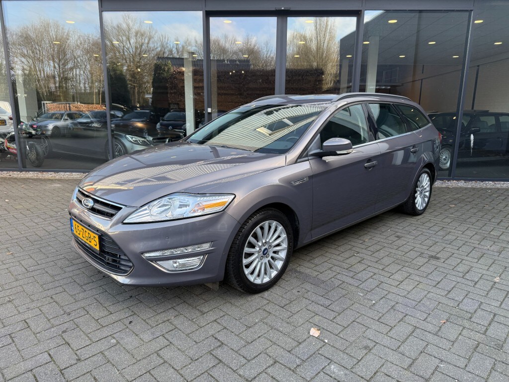 Ford Mondeo Wagon 1.6 TDCi Titanium ,NaviPlus,Stoelverw,Ecc,Pdc,Led,17 Inch