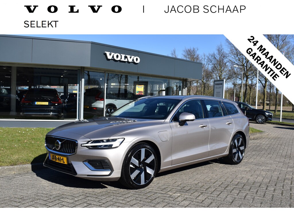 Volvo V60 T6 AWD 350PK Plug-in Hybrid Essential Bright | NIEUW | 19"LMV | Leder | Stuur & Stoelverwarming | Camera |