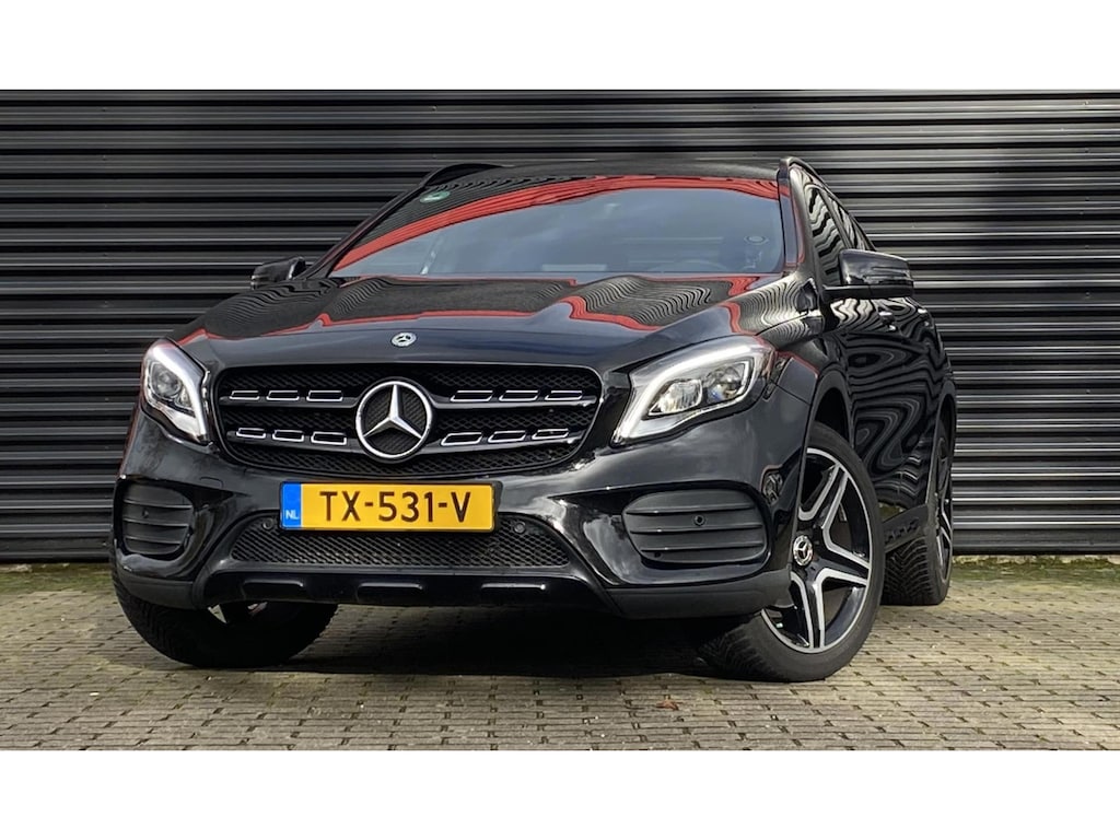 Mercedes-Benz GLA 200 Premium | AMG Line | Automaat | Navigatie | Cruise control |Airconditioning | 18'' Lichtmetalen velg