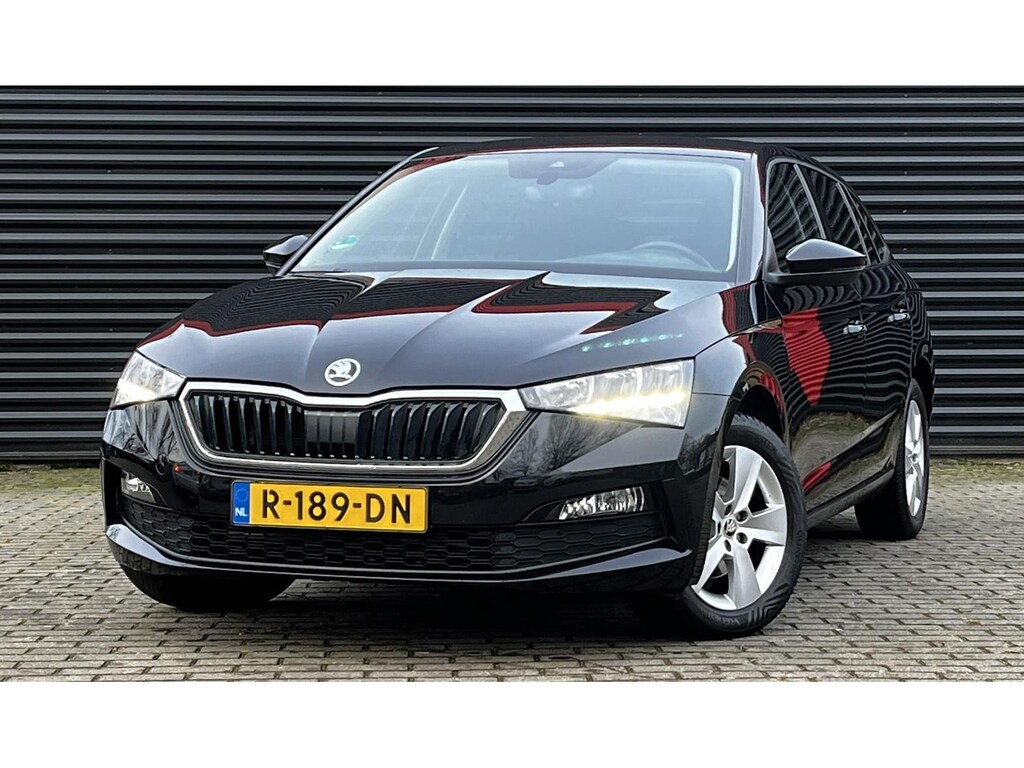 Skoda Scala Skoda Scala 1.0 TSI Ambition | Automaat | Cruise Control | Airco | Navigatie | CarPlay | 16" Lichtmetalen Velgen