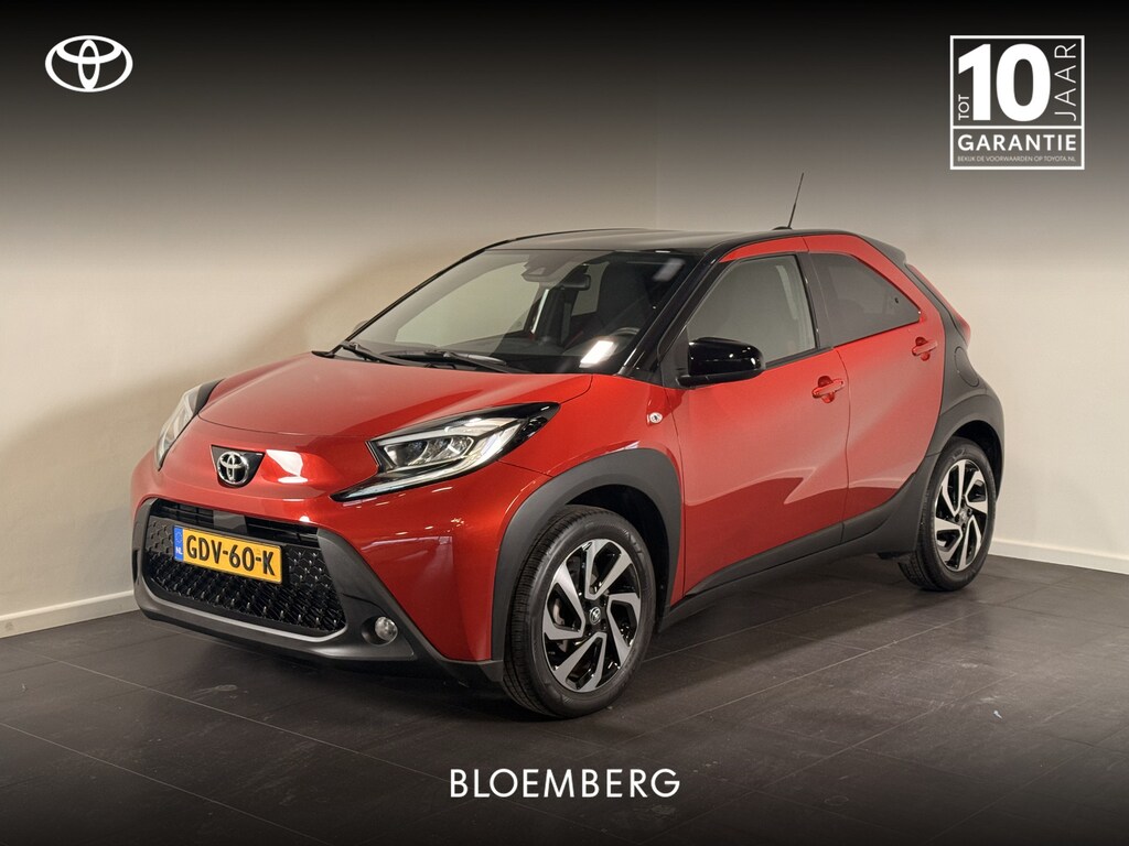 Toyota Aygo X 1.0 VVT-i S-CVT Pulse | Apple Carplay | Achteruitrij camera | Middenarmsteun | reservering tom