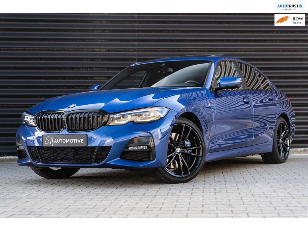 BMW 3-Serie 330e High Executive M Sport / PANO / CARPLAY / 360 CAMERA / TREKHAAK