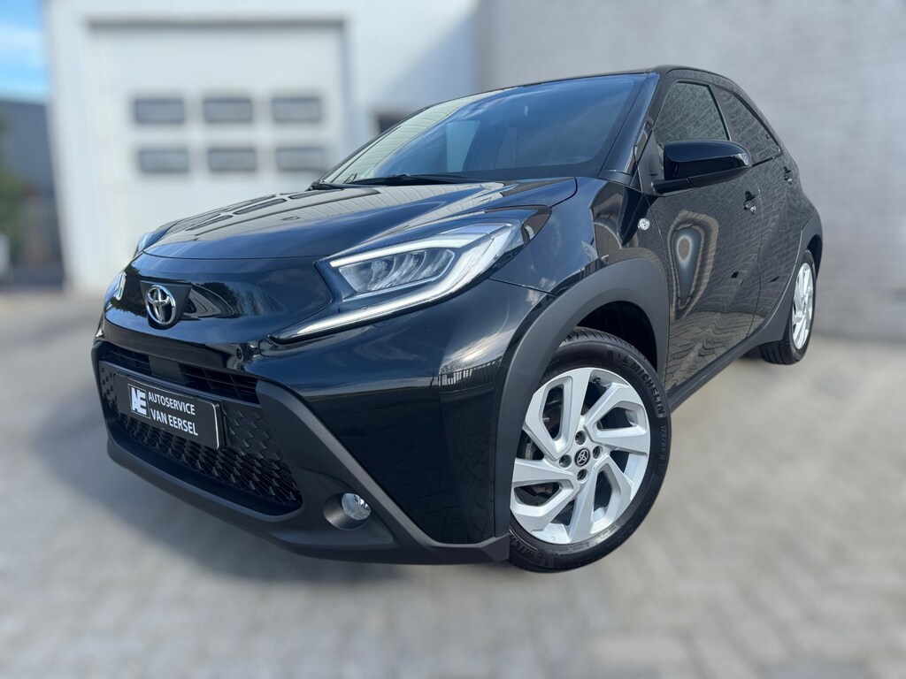 Toyota Aygo X 1.0 VVT-i MT Pulse Active CAMERA / ACC / LMV 17 INCH / LEDKOPLAMPEN / HOGE INSTAP / ZEER NETJES