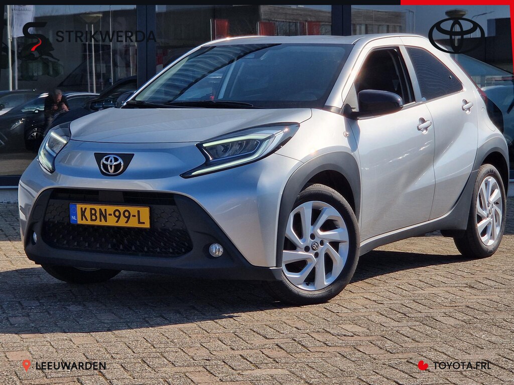 Toyota Aygo X 1.0 VVT-i MT first Camera | Stoelverwarming | Apple carplay Android auto