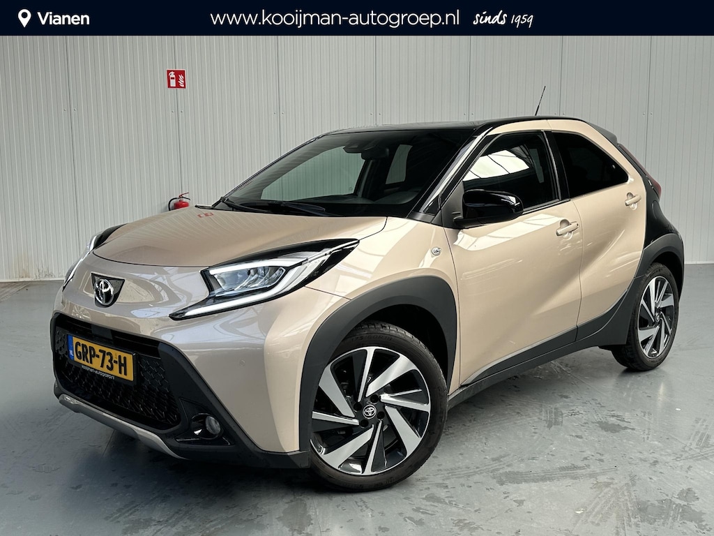 Toyota Aygo X 1.0 VVT-i MT Envy Zeer Luxe, 1e eigenaar, slechts 28000km!