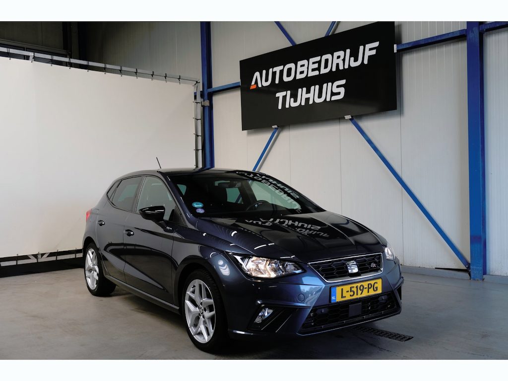 SEAT Ibiza 1.0 TSI FR Business Intense Automaat - N.A.P. Airco, Cruise, PDC, Navi, Carplay, Camera.
