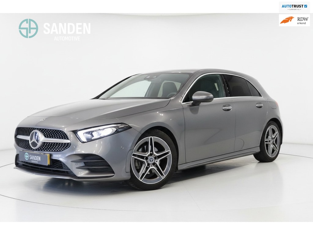 Mercedes-Benz A-klasse 180 AMG Line|LED|Sfeerverlichting|Navi|Applecarplay|Camera|Sportstoelen|18inch