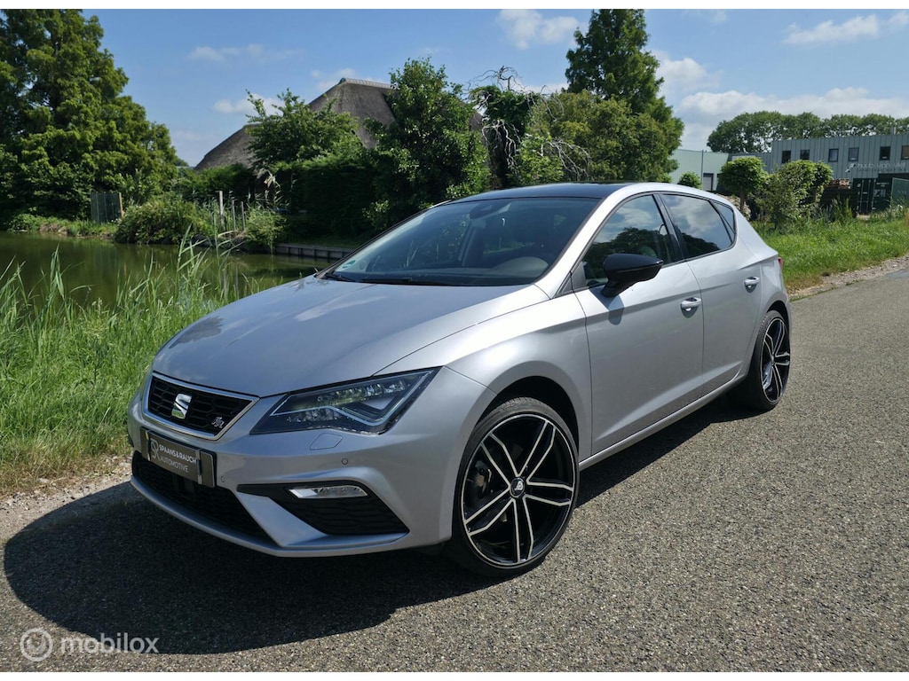 SEAT Leon 1.4 TSI FR DSG / Navi / Carplay / Trekh. / LED