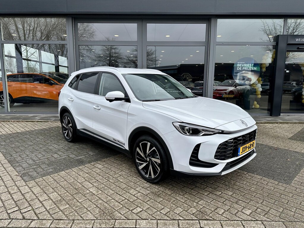 MG MG ZS 1.5 Hybrid+ Aut. Luxury | Leder | Elektrische stoelen | Stoel/stuur-verwarming | 360 Camera | DEMO-VOORDEEL |