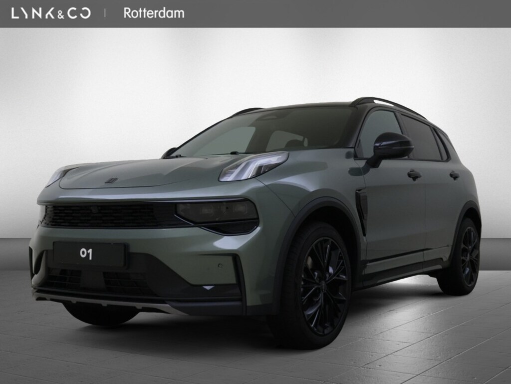 Lynk & Co 01 | MORE | SNEL LEVERBAAR | Panoramadak | 360° camera |