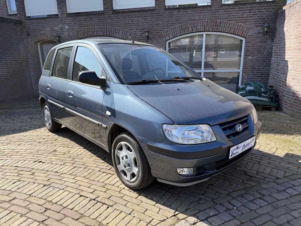 Hyundai Matrix 1.8i GLS Airco Centr. vergr.