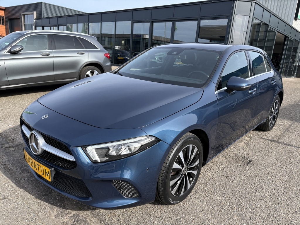 Mercedes-Benz A-klasse 250 e Premium | Hybride
