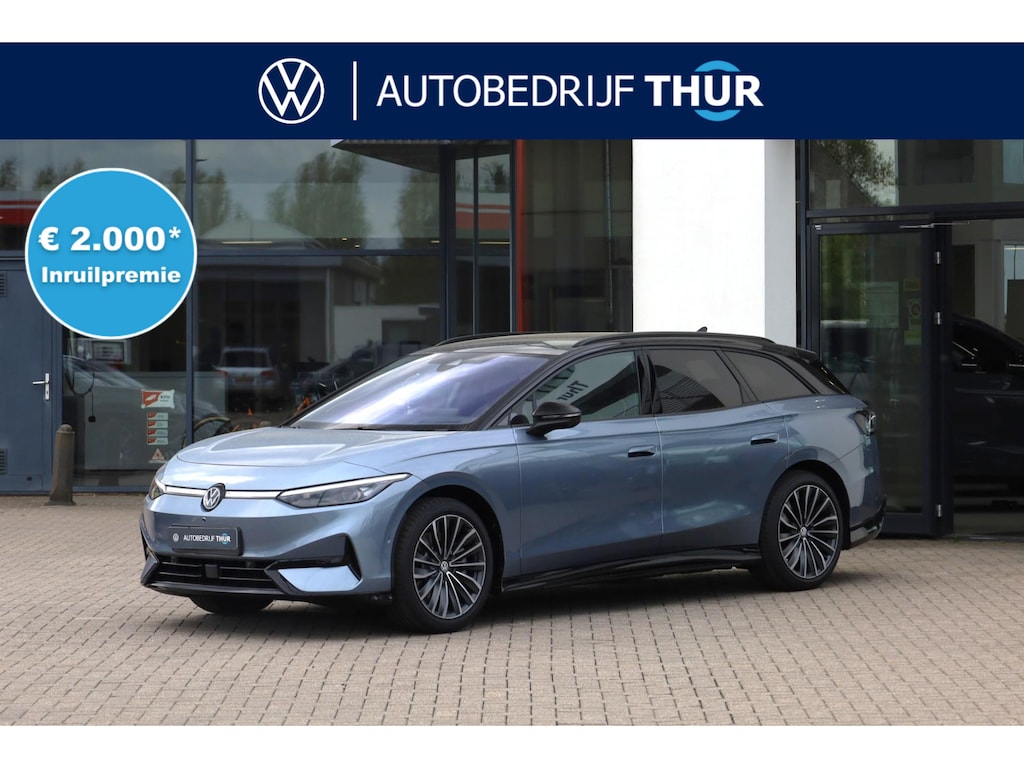Volkswagen ID.7 Tourer Pro S Limited Edition 86 kWh 286PK / 210kW, LED Matrix IQ.Light, warmtepomp, panoramadak, 360° rondomzicht camera, voorstoelen verwarm- en ventileerbaar met massagefunctie, Apple Carplay & Android Auto, head-up display, Keyless Entry & Go, dodehoekdetectie (Side Assist), verwarmbare achterbank, adaptive cruise control met Stop & Go, dynamische grootlichtassistent (Dynamic Light Assist), verwarmbare voorruit, 20'' LMV 'Trondheim'