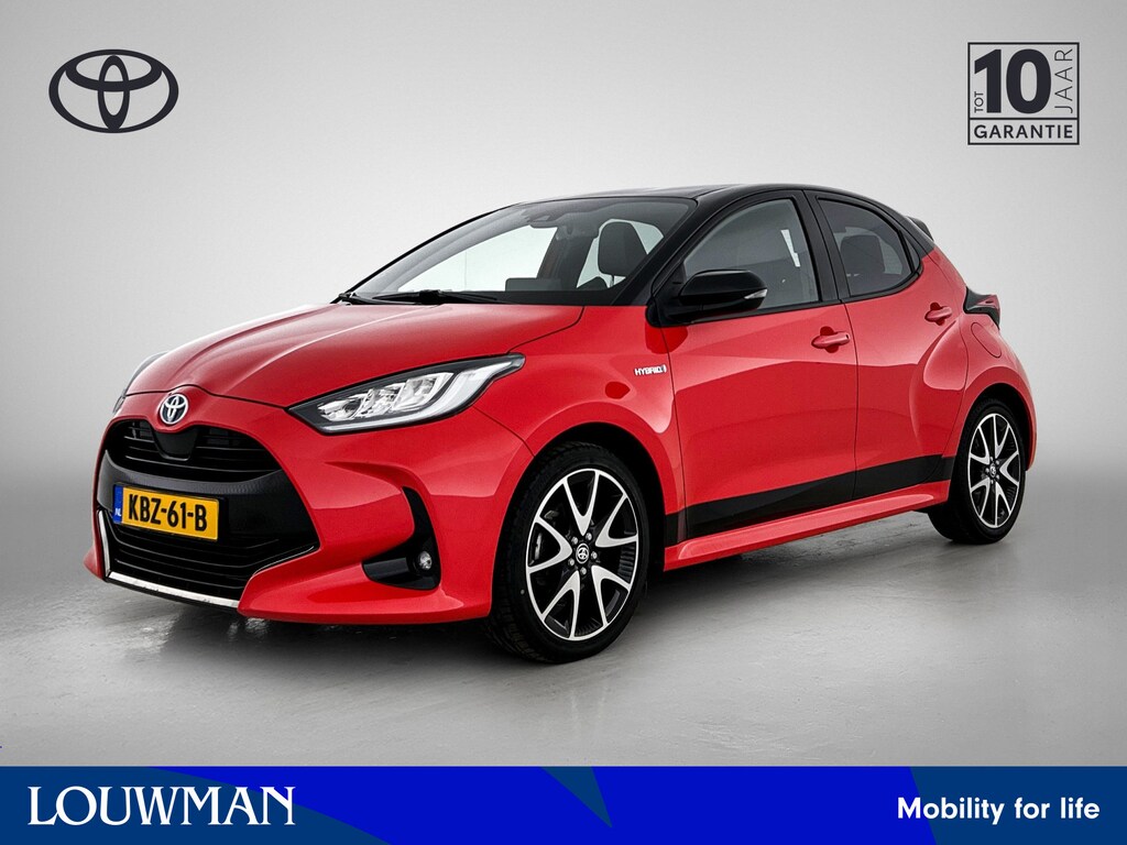 Toyota Yaris 1.5 Hybrid Launch Edition Limited | Head-Up Display | Stoelverwarming | Lederen bekleding | Draadloze telefoonlader | Achteruitrijcamera | Climate Control | Navigatie | Apple CarPlay/Android Auto |