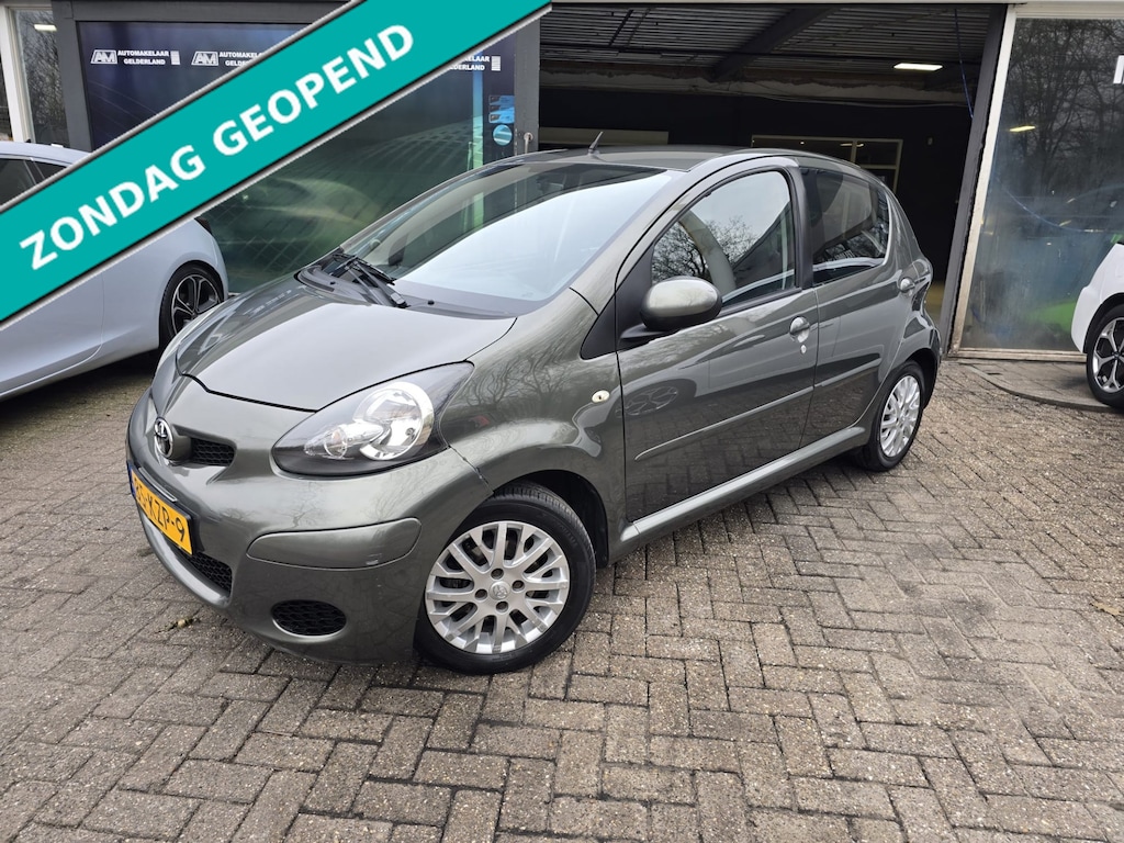 Toyota Aygo 1.0-12V Aspiration Green | 2E EIGENAAR | 3/6 OF 12MND GARANTIE | AIRCO | ELEC RAMEN | LMV |