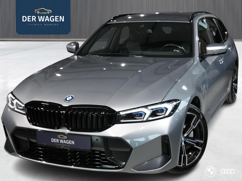 BMW 3-Serie 330E M SPORT / HEADUP / KEYLESS / HIFI / 18"