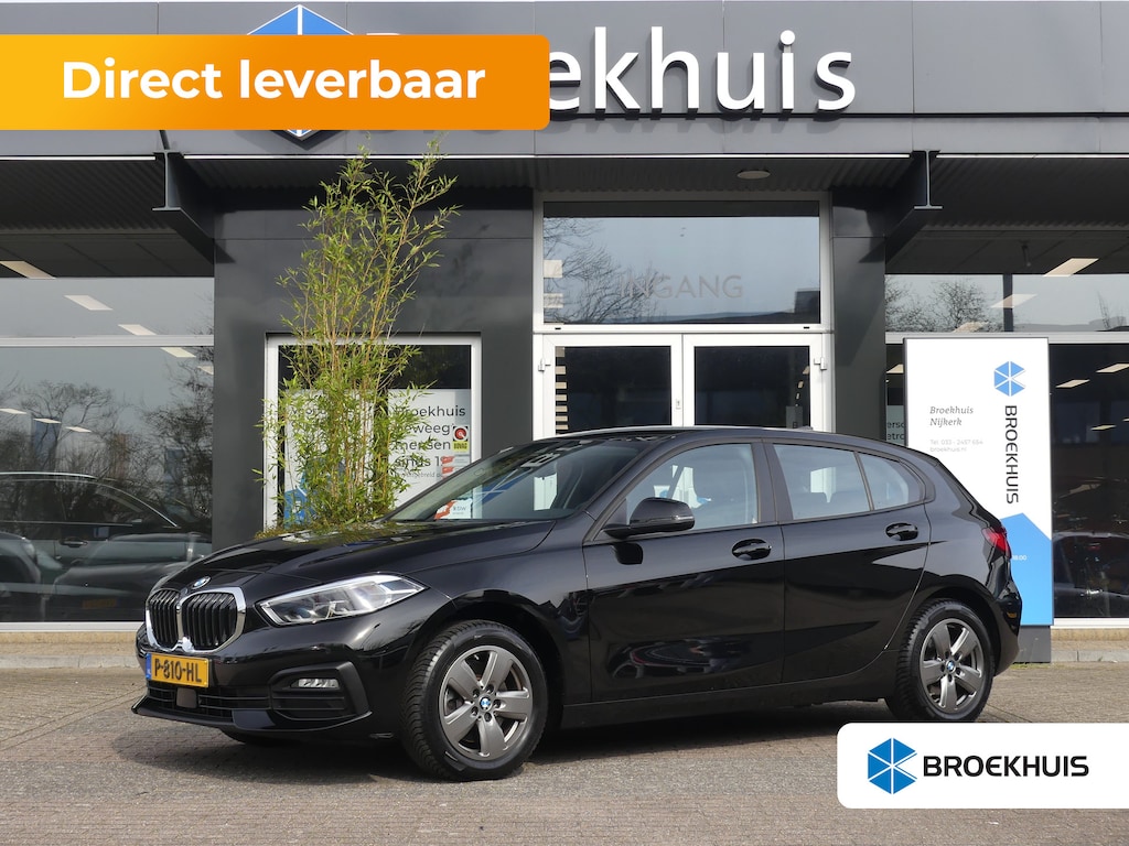BMW 1-Serie 118i Business Edition | PARKEERSENSOREN V+A | APPLE CARPLAY / ANDRIOD AUTO | NAVI |