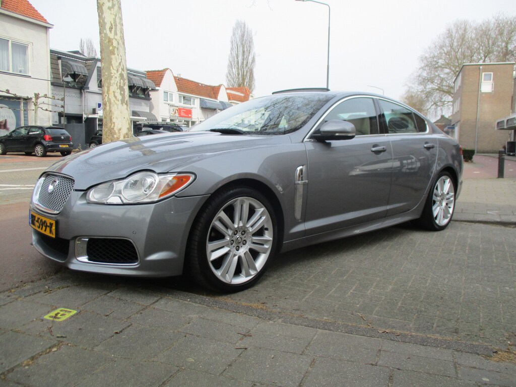 Jaguar XF 2.7D V6 Premium Luxury / AUTOMAAT / YOUNG-TIMER / LEER / SCHUIFDAK / NAVI / NW-STAAT / 176dkm