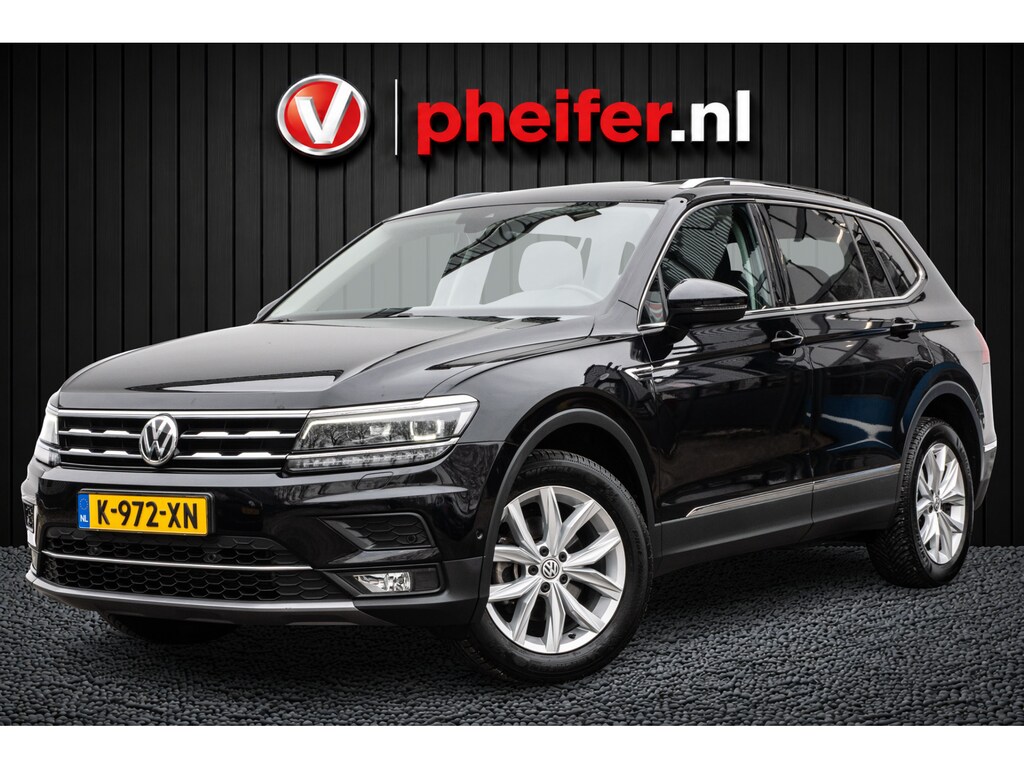 Volkswagen Tiguan Allspace 1.5 TSI Highline 7p. Trekhaak/ Panoramadak/ Memory/ Leer/ Camera/ Carplay/ Full led/ Virtual cockpit