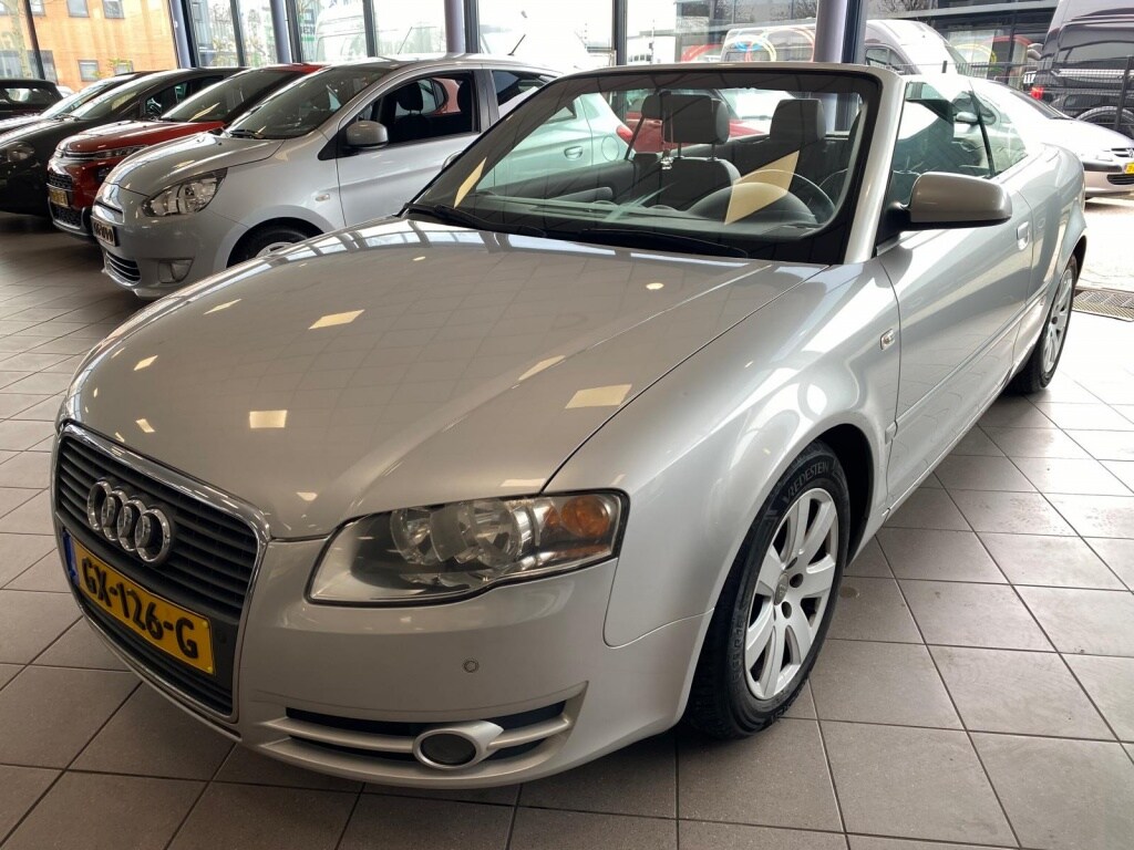 Audi A4 Cabriolet 1.8 Turbo Pro Line AUTOMAAT BJ 2006 !!!!