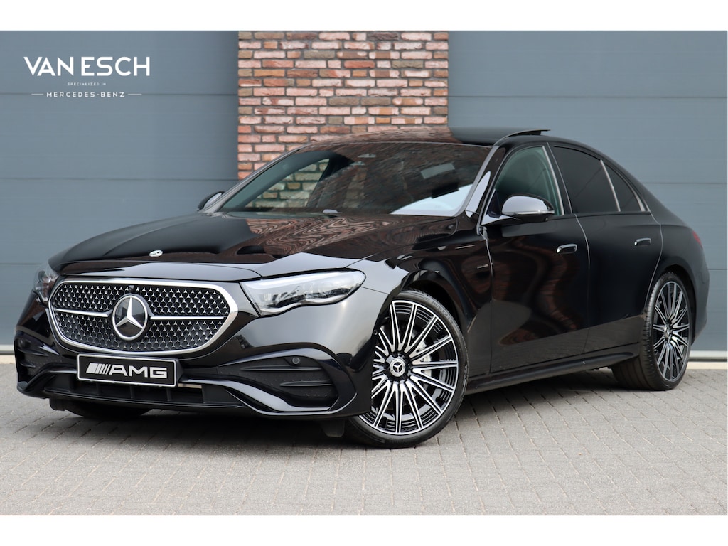 Mercedes-Benz E-klasse 200 AMG Line | Hyperscreen | Distronic | Panoramadak | Stoelventilatie | Burmester | Surround Camera | Digital Light | Exclusiefpakket | Keyless Go |