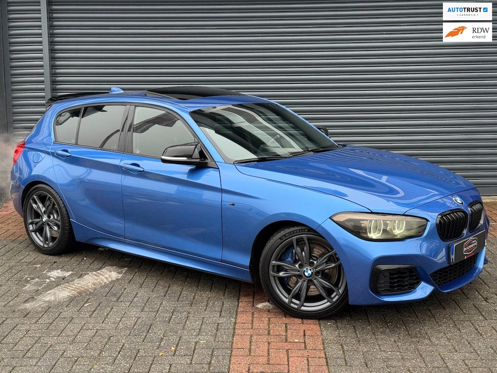 BMW 1-Serie M140i High Executive Dak | Rwd | Alcantara | Target Blue eye