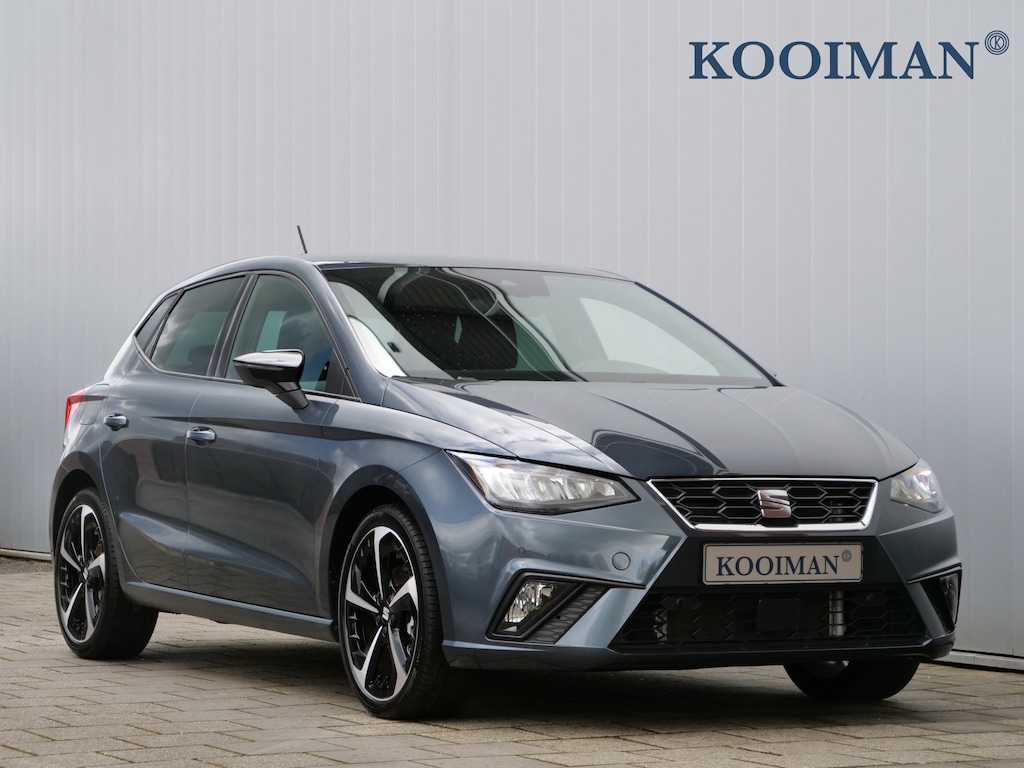 SEAT Ibiza 1.0 TSI FR 115 Pk Automaat DAB / Apple Carplay / Camera / 18 inch / Stoelverwarming