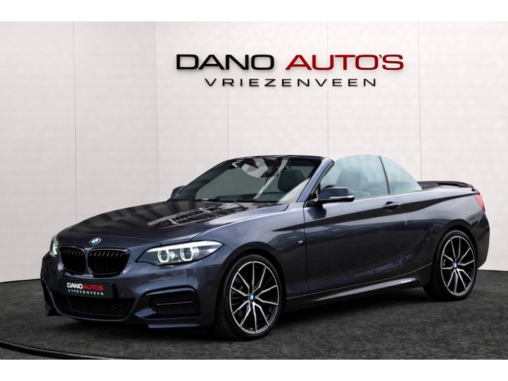 BMW 2-Serie M240i Cabrio 400PK M-Performance LED/Camera/Navi/19''