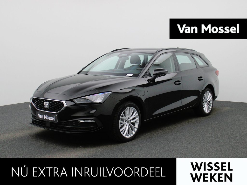 SEAT Leon Sportstourer 1.5 TSI e-Hybrid Style 204 PK | Automaat | LED Koplampen | Apple Carplay/Android Auto | Parkeersensoren | Virtual Cockpit | Climate Control | Cruise Control | Lichtmetalen velgen | Direct leverbaar! |
