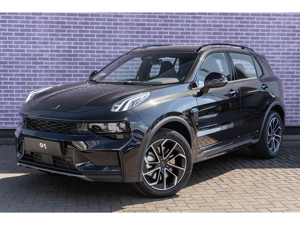 Lynk & Co 01 1.5 Core PHEV | Adaptieve Cruise Control | Keyless Entry | 1800 kg Trekvermogen | Stoelverwarming | Apple Carplay & Android Auto | 19 inch LM-Velgen | Achteruitrijcamera | Ledverlichting | 15,4 inch middendisplay | Premium audiosysteem |